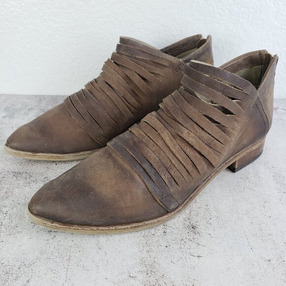 Free People Lost Valley Ankle Boots Leather Strappy Distressed Taupe sz 39 Boho - Picture 4 of 16